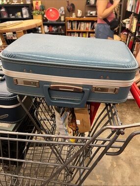 Blue Vintage-Style Hard Case Storage Suitcase - Home Organization
